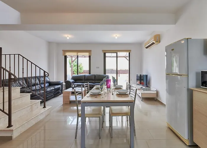 Kyklades Angie 프로타라스